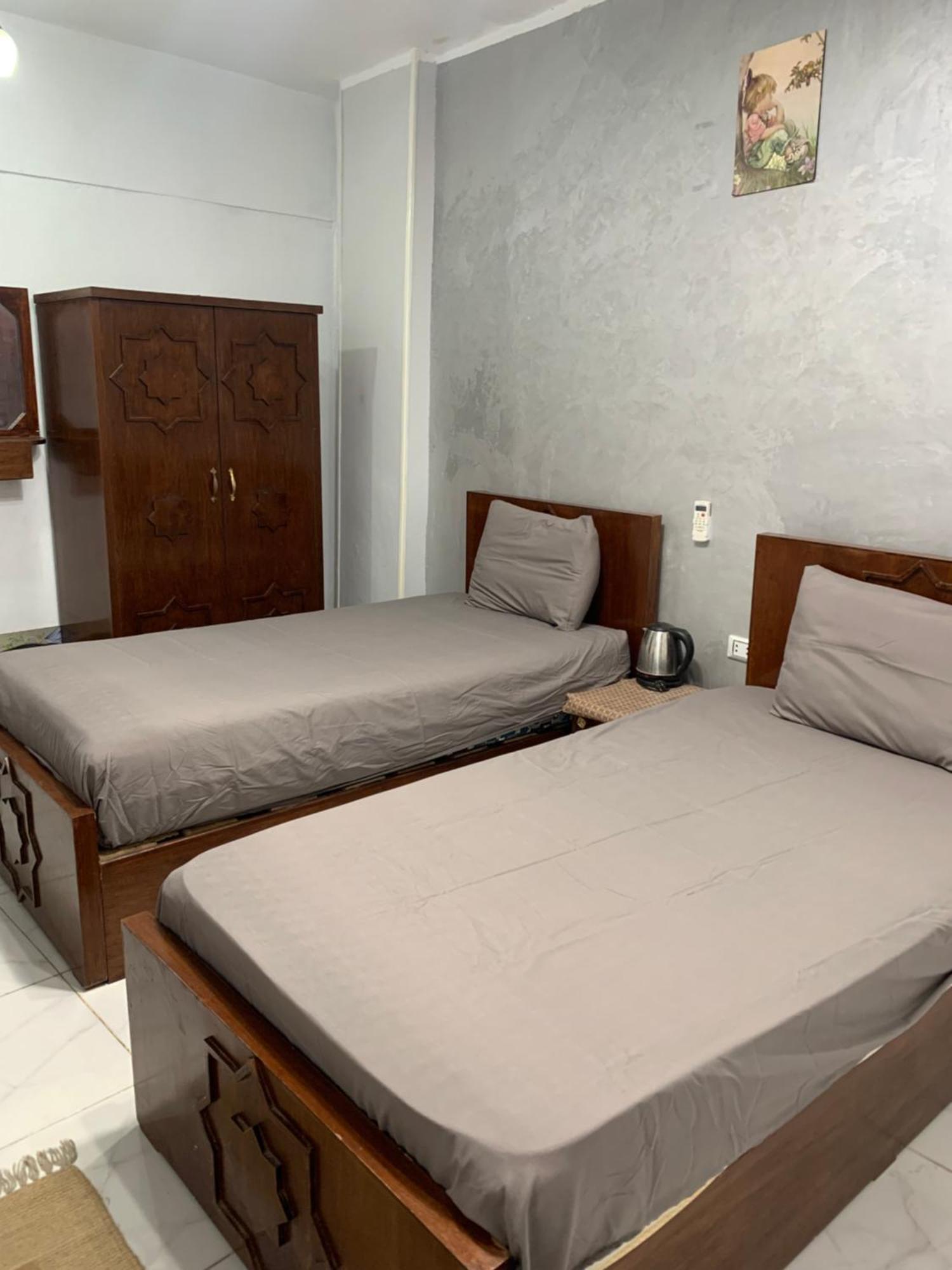 Abo Stait - Pyramid View Homestay Kafret el-Gabal Kültér fotó